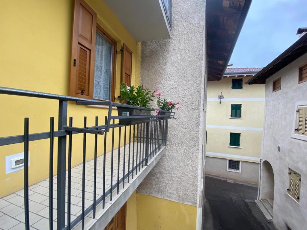 Appartamenti Allegrini Tuenno Extérieur photo